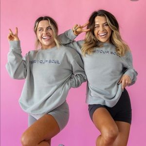 Kkfit feed your soul crew neck